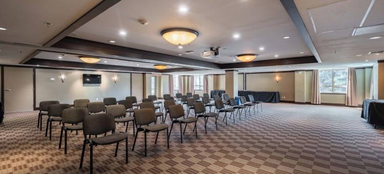 斯阔米什行政套房度假酒店(Executive Suites Hotel and Resort - Squamish BC)图片