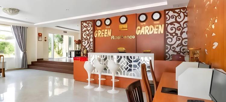 绿园公寓酒店-距海滩5米(Green Garden Residence Hotel)图片