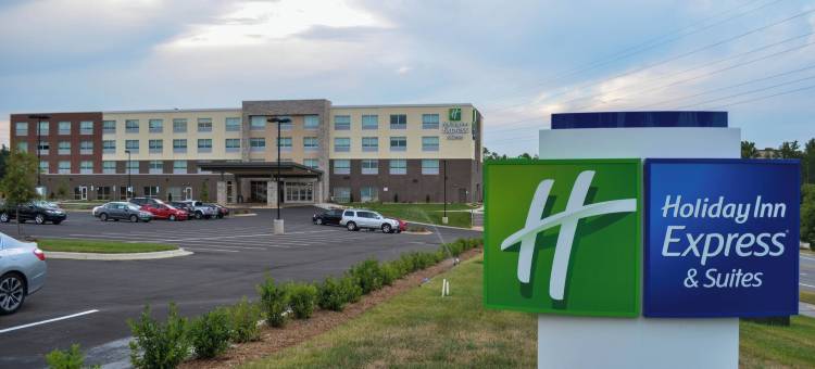 布赖尔河罗利机场智选假日套房酒店(Holiday Inn Express & Suites RALEIGH AIRPORT - BRIER CREEK by IHG)图片