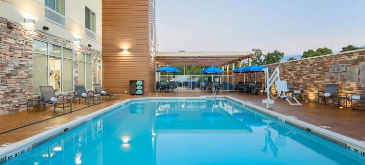 亚历山德里亚万枫酒店及套房(Fairfield Inn & Suites Alexandria)图片