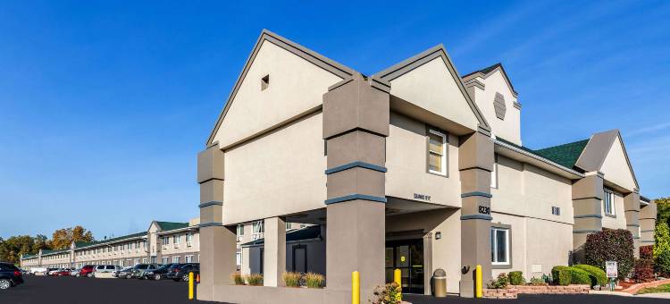 底特律机场马格努森酒店(Magnuson Hotel Detroit Airport)图片