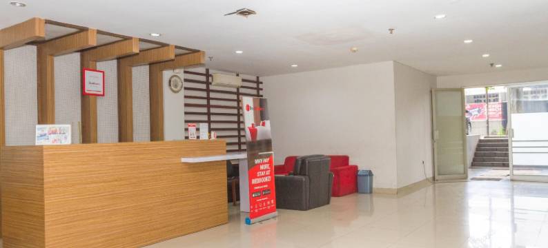 RedDoorz Plus  Cibogo Bawah 2图片