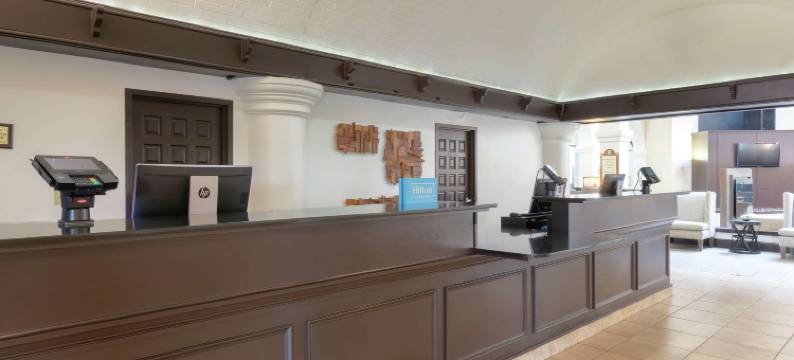 塔尔萨I-44希尔顿安泊酒店(Embassy Suites by Hilton Tulsa I-44)图片