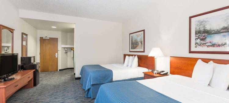 得梅因机场美吟酒店(Baymont by Wyndham des Moines Airport)图片