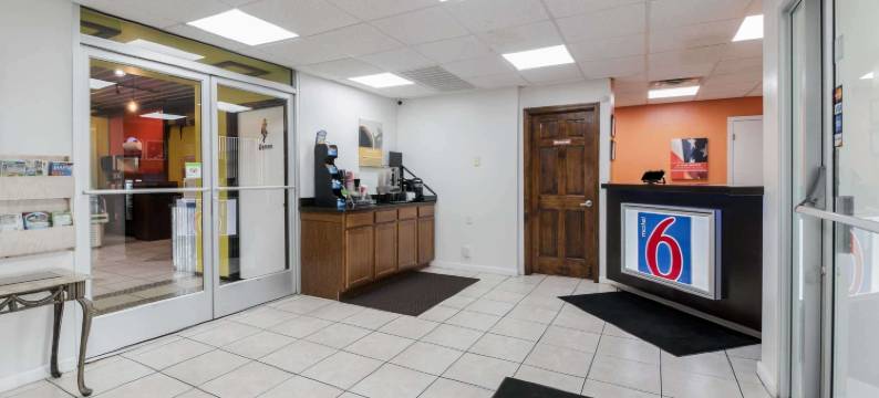 田纳西普瓦斯基 6 号汽车旅馆(Motel 6 Pulaski, TN)图片