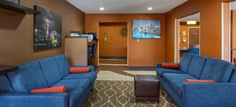 加纳克莱顿I-40舒适酒店(Comfort Inn Garner Clayton I-40)图片