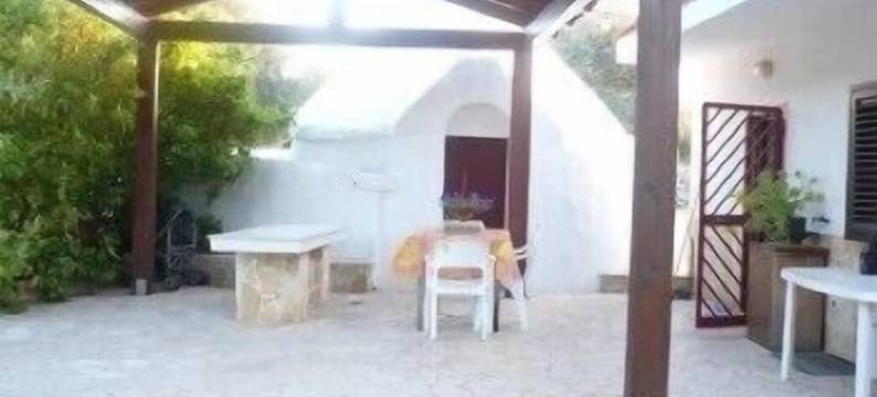 里索拉费利伽图里索托乐斯特尔酒店(L'Isola Felice e Trulli Sotto le Stelle)图片