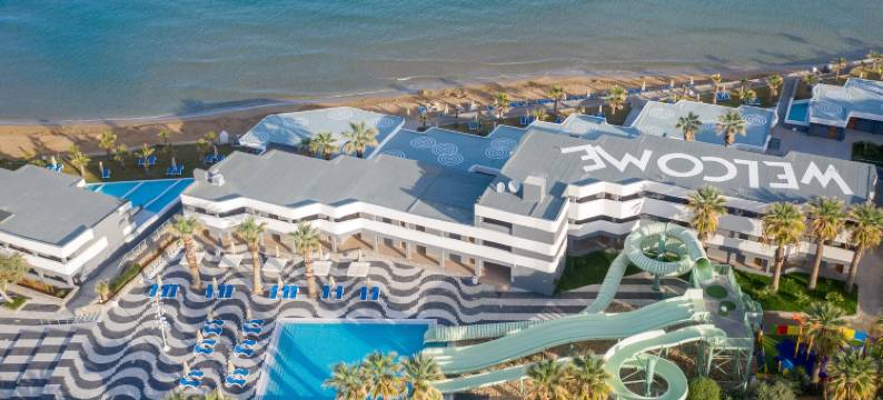 阿里纳海滩度假村(Arina Beach Resort)图片