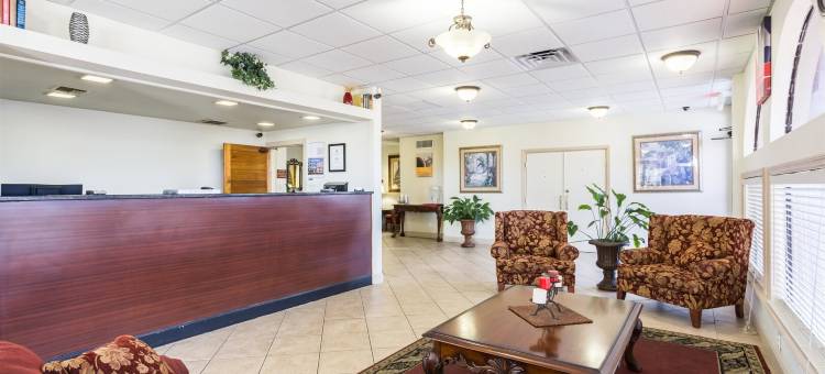 威基沃奇斯普林西尔6号汽车旅馆(Motel 6 Spring Hill, FL - Weeki Wachee)图片