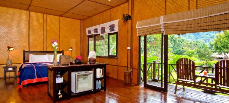 苗族山区部族小屋(Hmong Hilltribe Lodge)图片