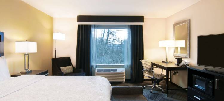贝尔维尤市中心/西雅图欢朋酒店(Hampton Inn & Suites Bellevue Downtown-Seattle)图片