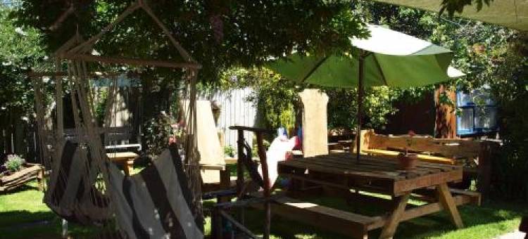 Annies Nirvana Lodge Backpackers图片