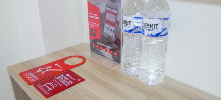 红门酒店-近日惹斯莱曼市政厅(RedDoorz Near Sleman City Hall Yogyakarta)图片