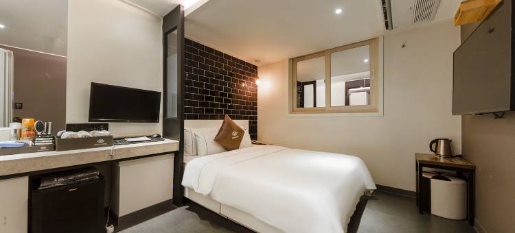 索山波波酒店(Sosan Bobo Hotel)图片