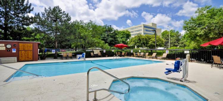 奥佛兰公园欢朋酒店(Hampton Inn Kansas City/Overland Park)图片