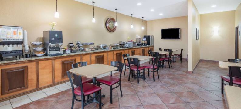 库埃罗呗盟套房酒店(Baymont by Wyndham Cuero)图片