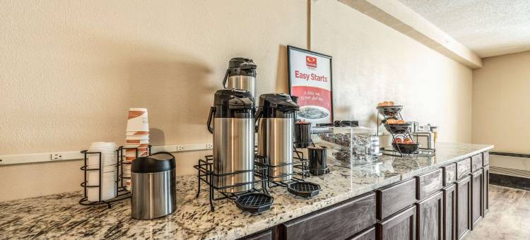 布雷纳德伊克诺旅馆(Econo Lodge)图片