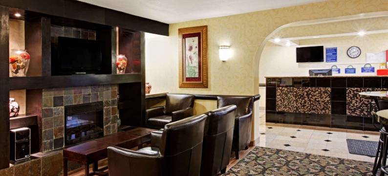 夏洛特/伍德朗近卡罗兹戴斯酒店(Days Inn by Wyndham Charlotte/Woodlawn Near Carowinds)图片