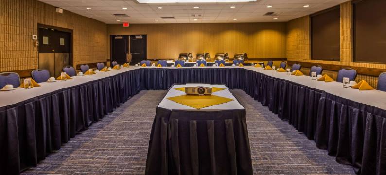 大学贝斯特韦斯特优质酒店(Best Western Plus University Inn)图片