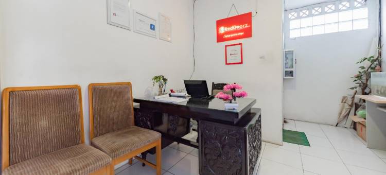 红多兹伊斯兰酒店-近苏加武眉赫米纳医院(RedDoorz Syariah Near RS Hermina Sukabumi)图片