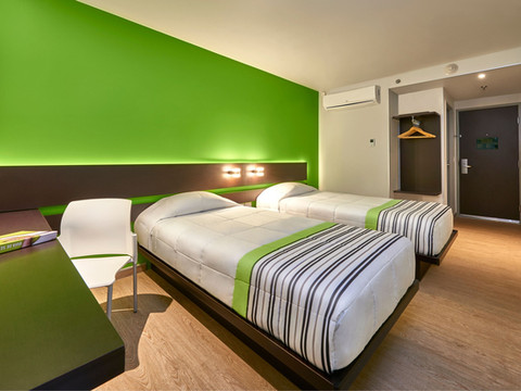 托卢卡工业区城市万豪城市快捷青年酒店