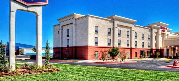 德州米德兰呗盟酒店(Baymont by Wyndham Midland TX)图片