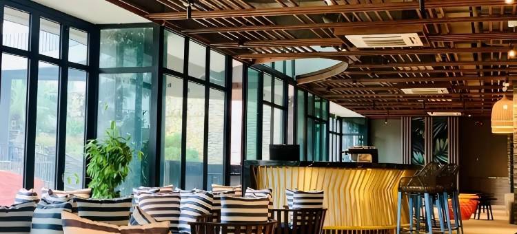 FLC Sea Tower Quy Nhon Beachfront Condotel图片