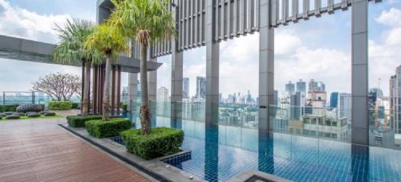 Luxury 1Br 300m BTS PhromPhong, Empo, Emq, EmSphere, Rooftop Pool, Gym, Fast 500Mbps Wifi图片