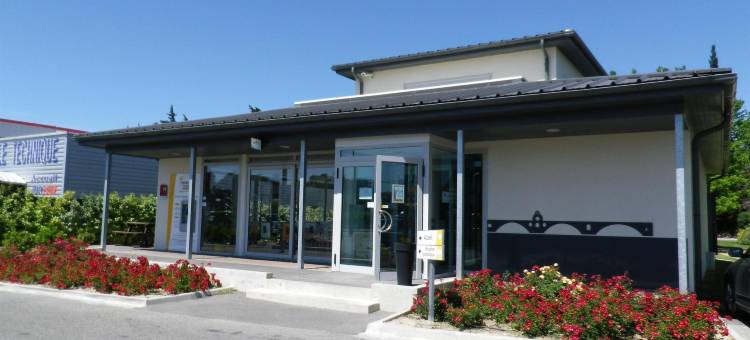 阿维尼翁博览园普瑞米尔经典酒店(Kyriad ECO - Avignon Sud Parc des Expositions)图片