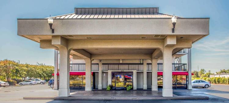 亨茨维尔研究园凯隆波因特酒店(Clarion Pointe Huntsville Research Park)图片