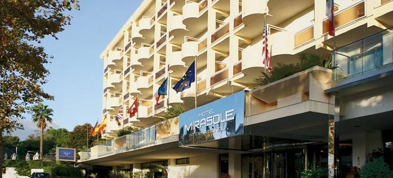 米拉索尔国际酒店(Hotel Mirasole International)图片