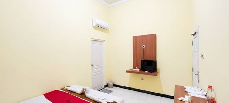 Reddoorz Near Makam Bung Karno Blitar图片