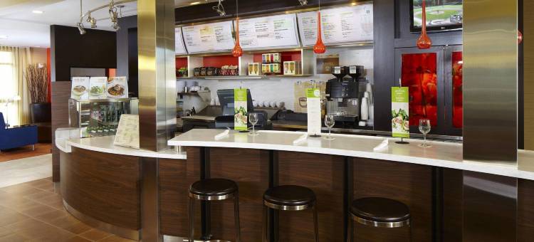 希尔顿贝滕多夫四城-spark酒店(Spark by Hilton Bettendorf Quad Cities)图片