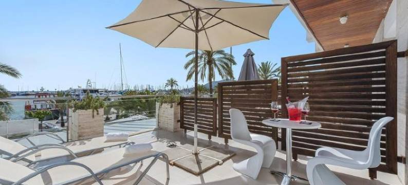 布瑞滨海旅馆(Hostal Brisa Marina)图片