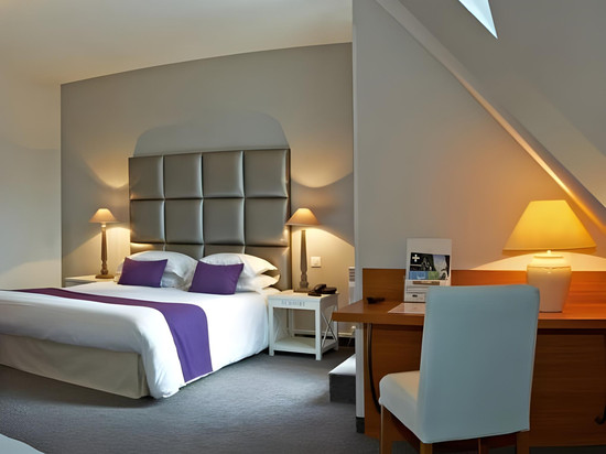 阿达里克花园酒店