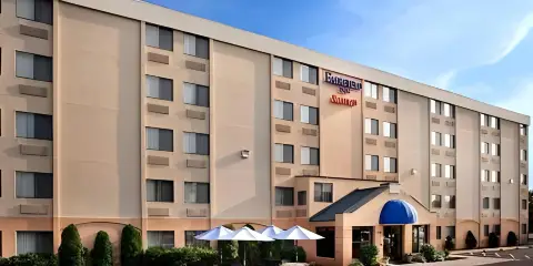 波士頓沃本/伯靈頓萬楓酒店