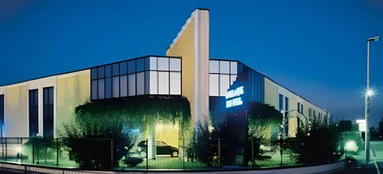 斐尔拉日冕贝斯特韦斯特酒店(Best Western Mirage Hotel Fiera)图片