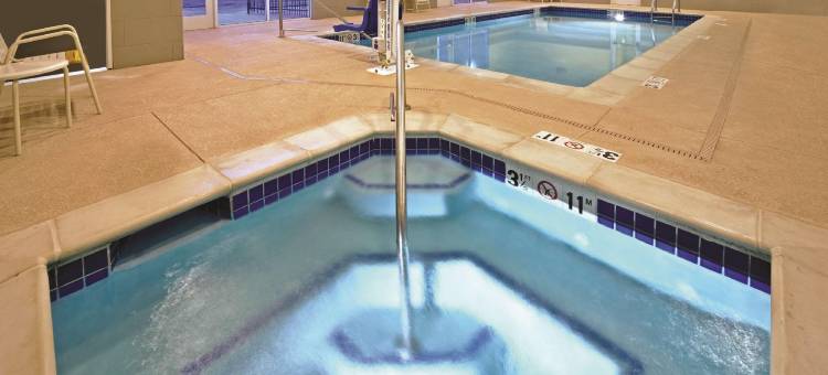 阿蒂西亚拉昆塔温德姆套房酒店(La Quinta Inn & Suites by Wyndham Artesia)图片