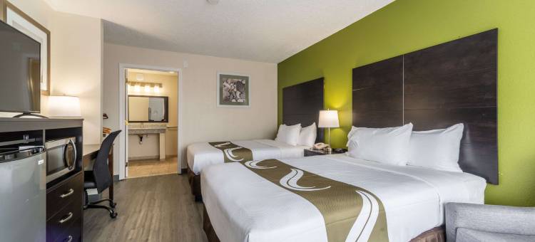 万达利亚凯艺套房酒店 - 近 I-70 及高速公路 51 号(Quality Inn & Suites Vandalia Near I-70 and Hwy 51)图片