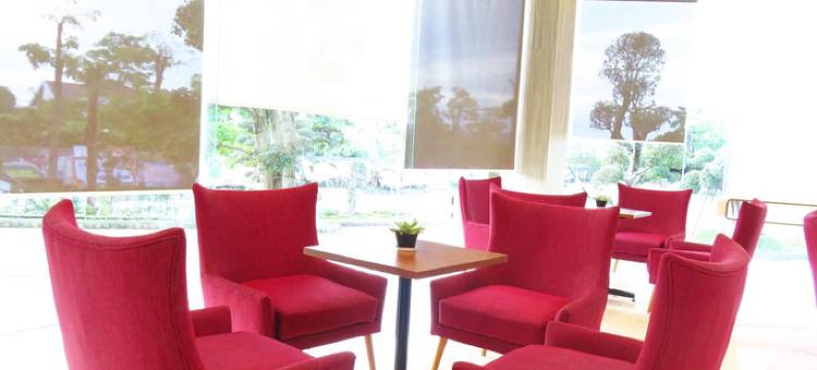 巴苏鲁安登高高级酒店(Ascent Premiere Pasuruan)图片