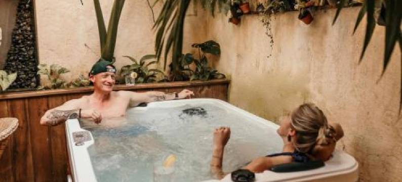 Myinsolite - Cocon Tropical, Jacuzzi, enigme图片