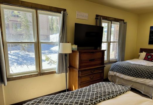 Kirkwood Mountainside Cottage with Deck, Walk to Lifts! Hotel Overview
