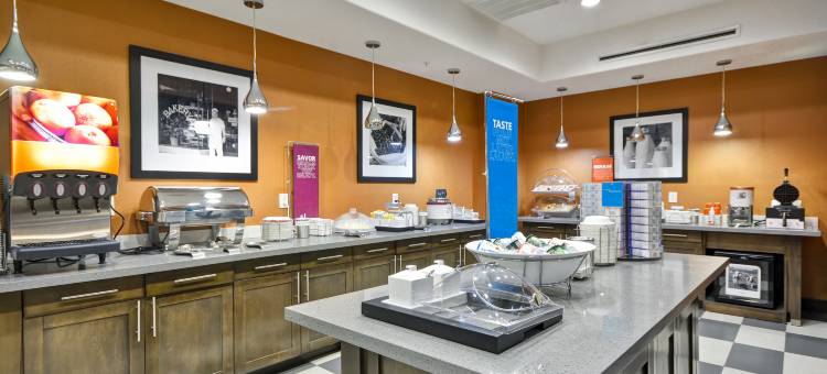 希尔顿欢朋酒店-凯内迪(Hampton Inn Kenedy)图片