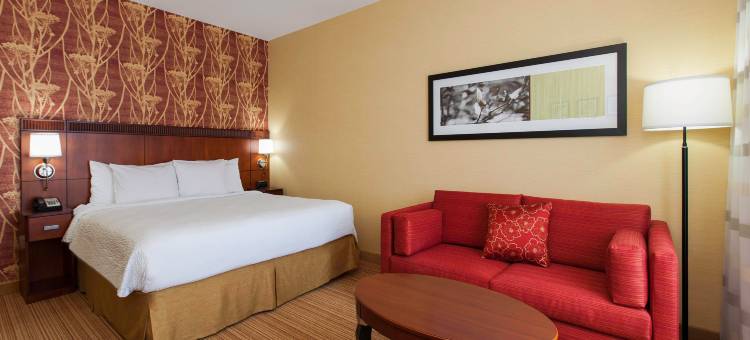 芝加哥绍姆堡/伍德菲尔德购物中心万怡酒店(Courtyard Chicago Schaumburg/Woodfield Mall)图片