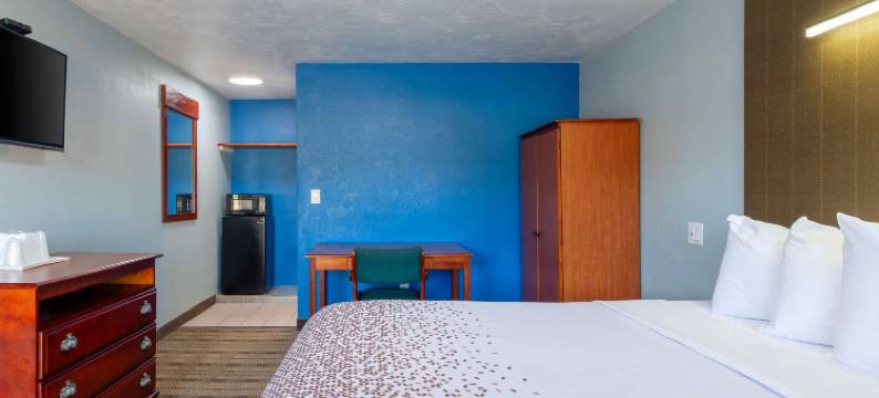 北阿特尔伯勒骑士酒店(Knights Inn North Attleboro)图片