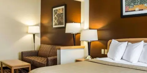 凱藝全套房酒店 - 近西英畝