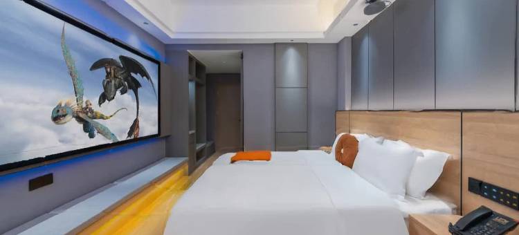 琼海丽呈电影酒店(万泉河环球春天广场店)图片