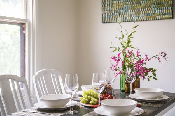 Mataro Cottage Hotel Overview