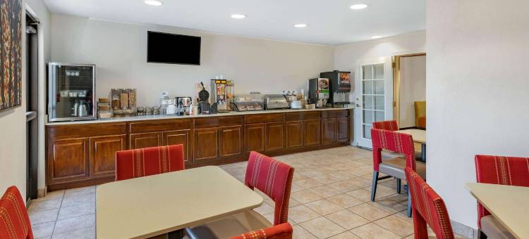 法明顿温德姆呗盟酒店(Baymont by Wyndham Farmington)图片