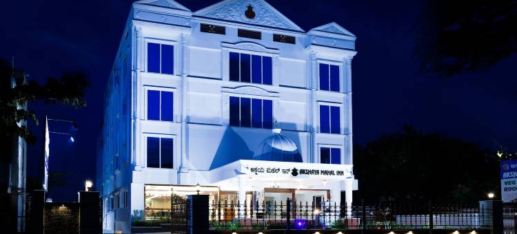 Treebo Premium 阿斯卡亚马哈尔酒店(Treebo Premium Akshaya Mahal Inn)图片